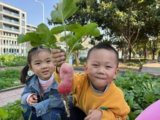 月亮班　蒋岱均