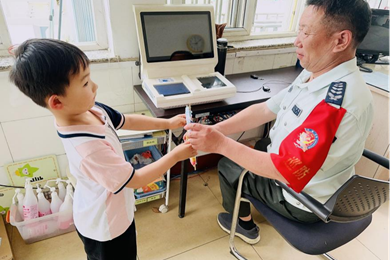 “撸起袖子 一起“趣”劳动——张家港金港中心幼儿园“五一”劳动节系列活动