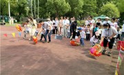 六一亲子游戏：赶鸡入笼