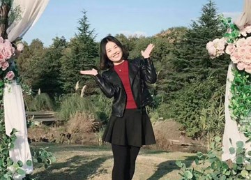 臧慧芳：外面的世界很精彩，孩子的世界更可爱，我愿沉浸在孩子的内心世界弹拨和谐动人的乐章。